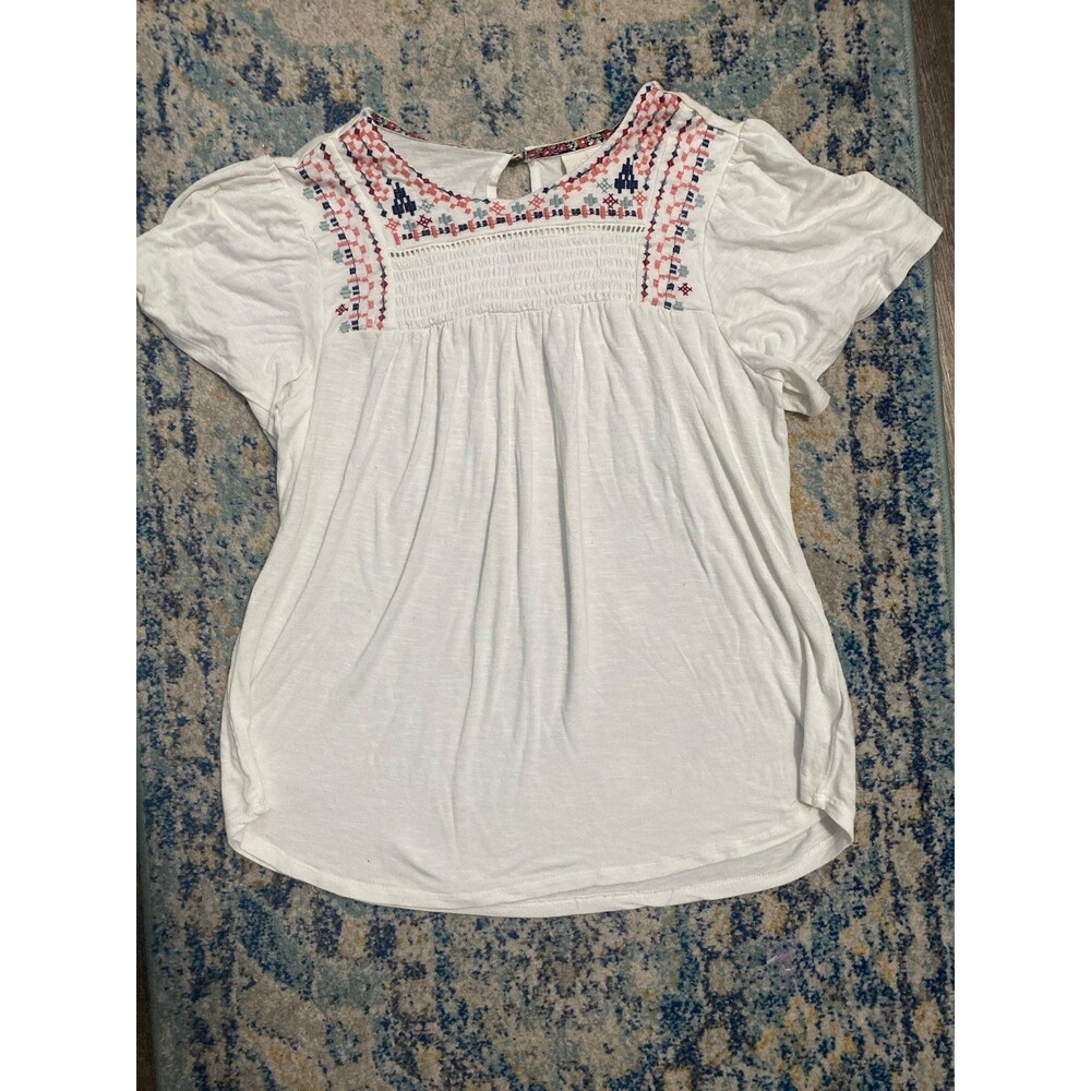 Embroidered blouse